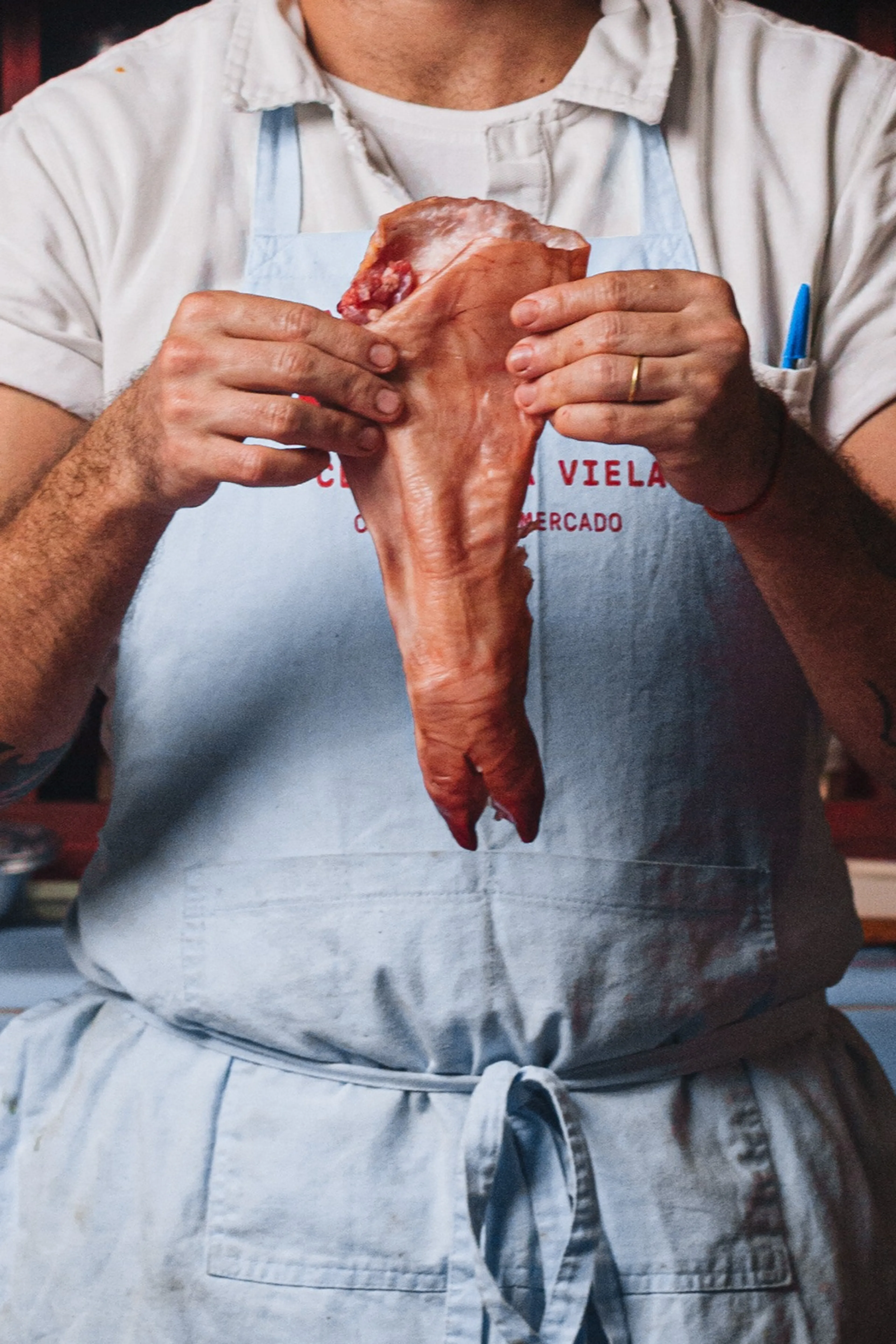 Pork Feet Deboning